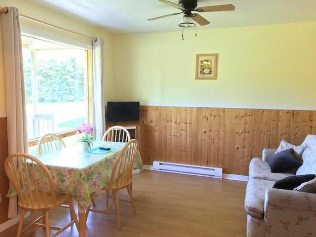 Fiddlers Green Country Cottages Brackley Beach Exterior photo
